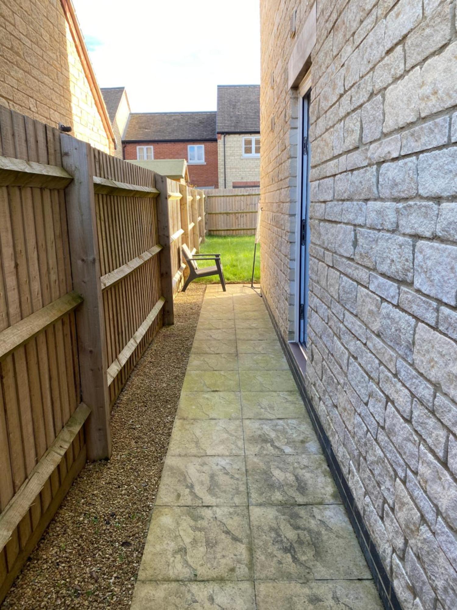 4 Freelands Gate, Witney, Oxfordshire Villa Exterior photo